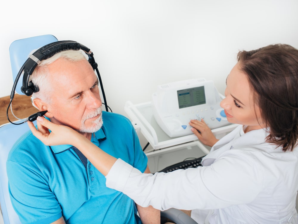5 mitow na temat problemow ze sluchem i aparatow sluchowych